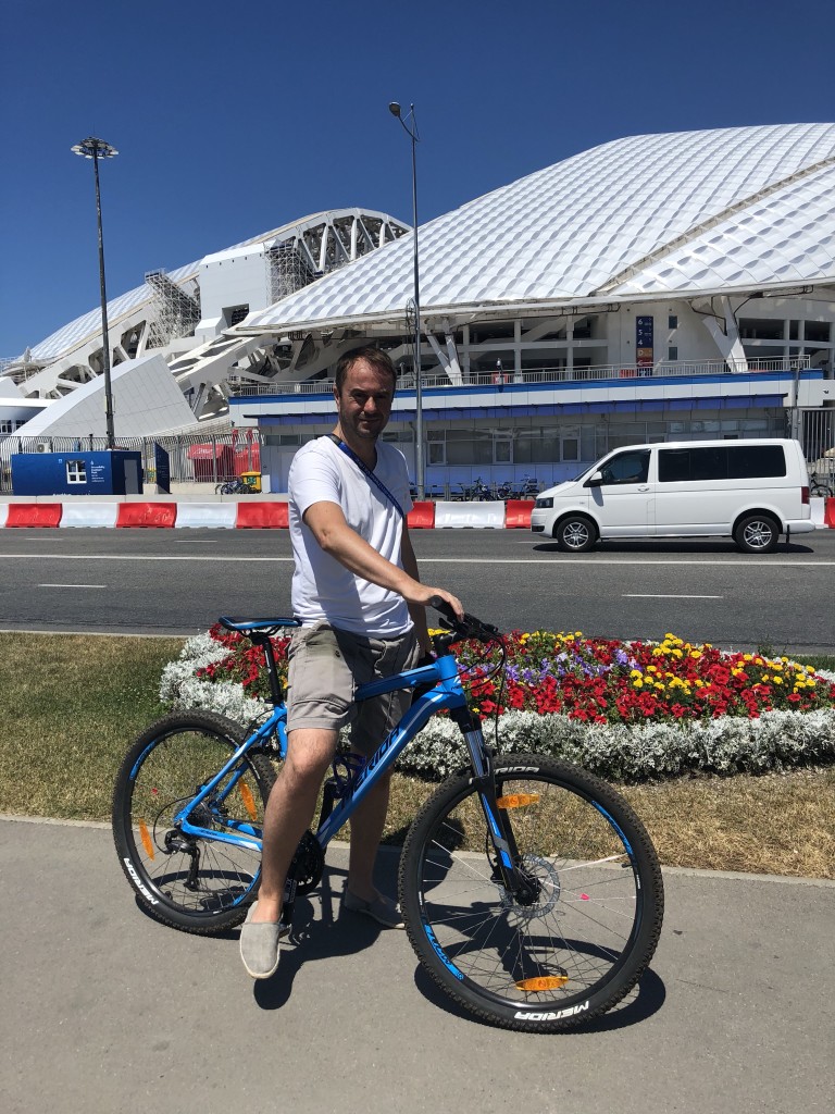 Mit dem Fahrrad ins Stadion